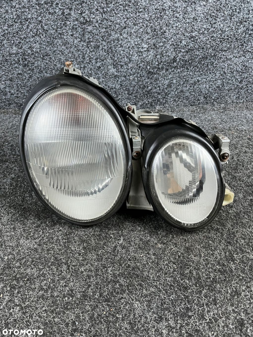 mercedes clk w208 reflektor lampa prawy przód prawa przednia - 1
