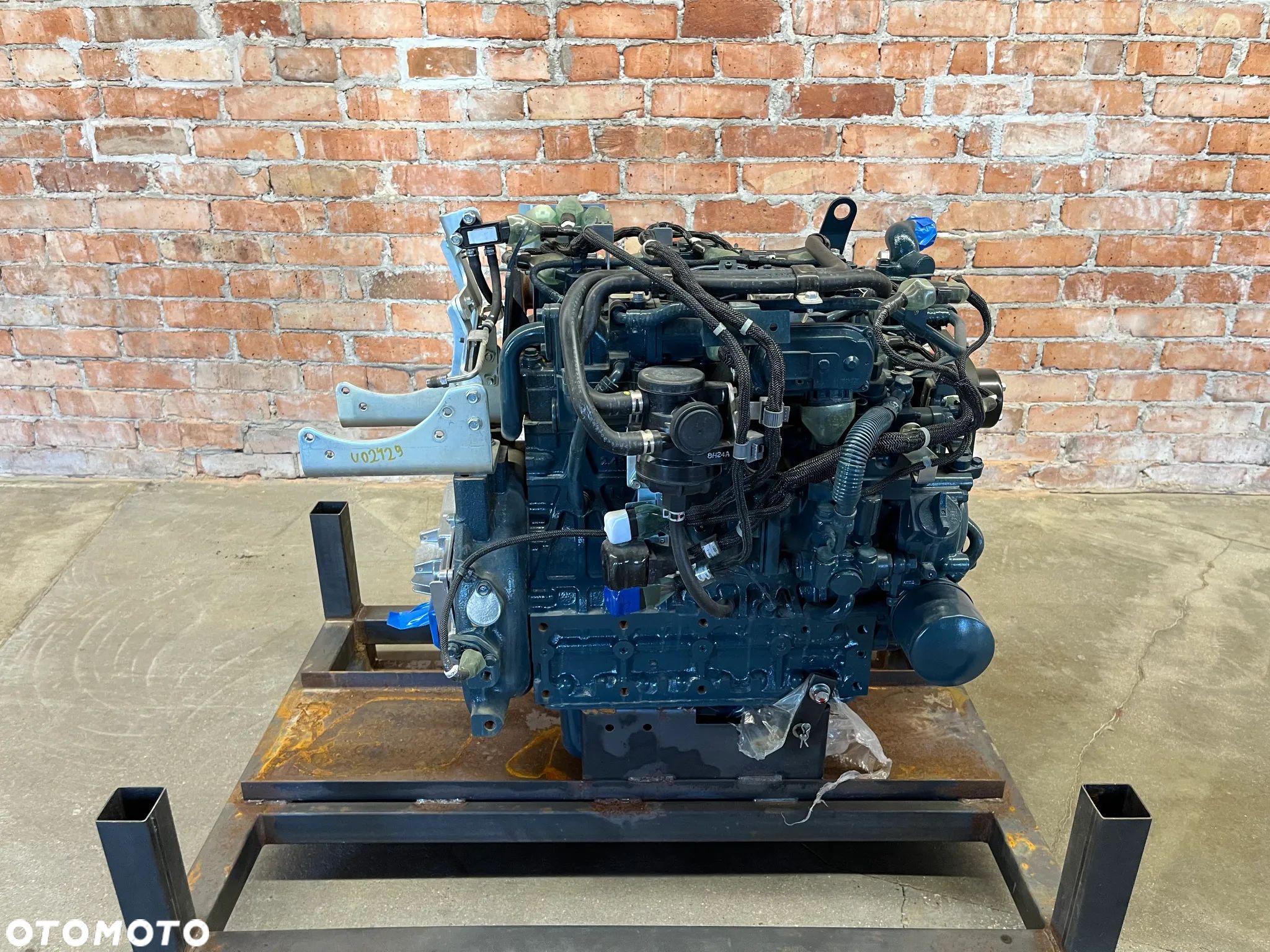 FV23% Silnik Kubota V2403 Nowy Kompletny - 1