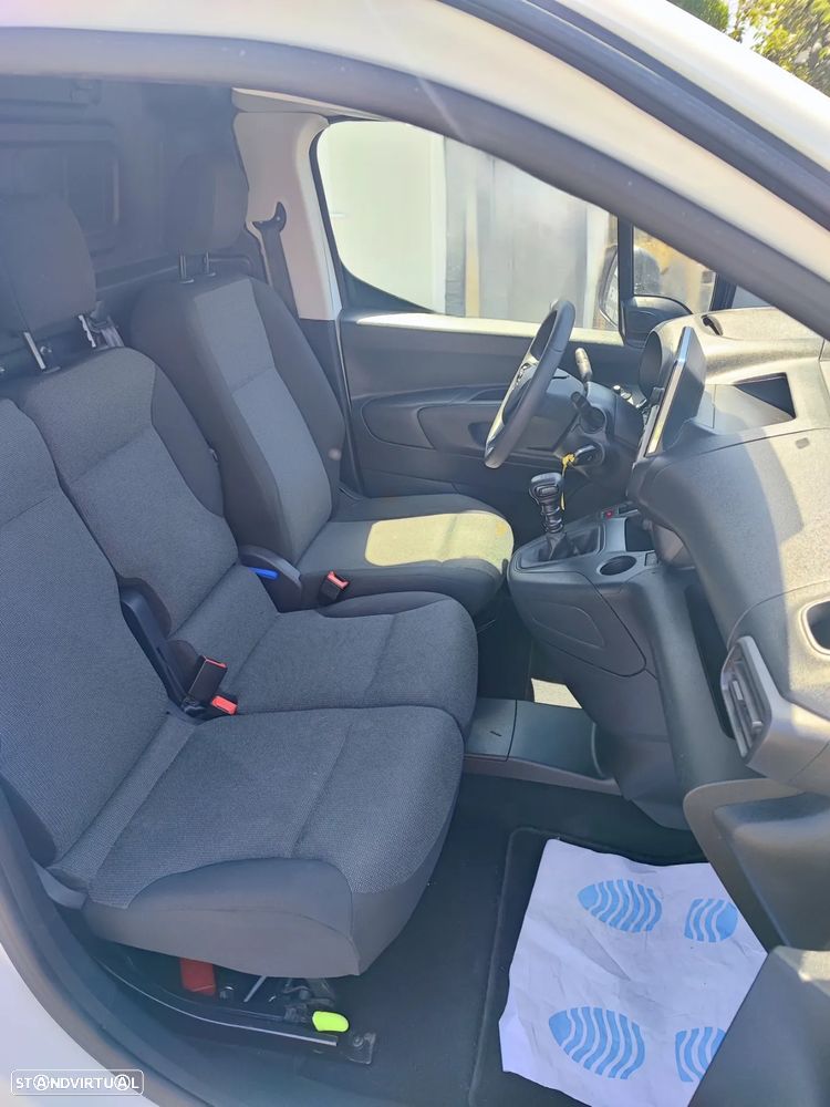 Opel Combo PRO - 3 LUGARES - IVA DEDUTÍVEL - 9