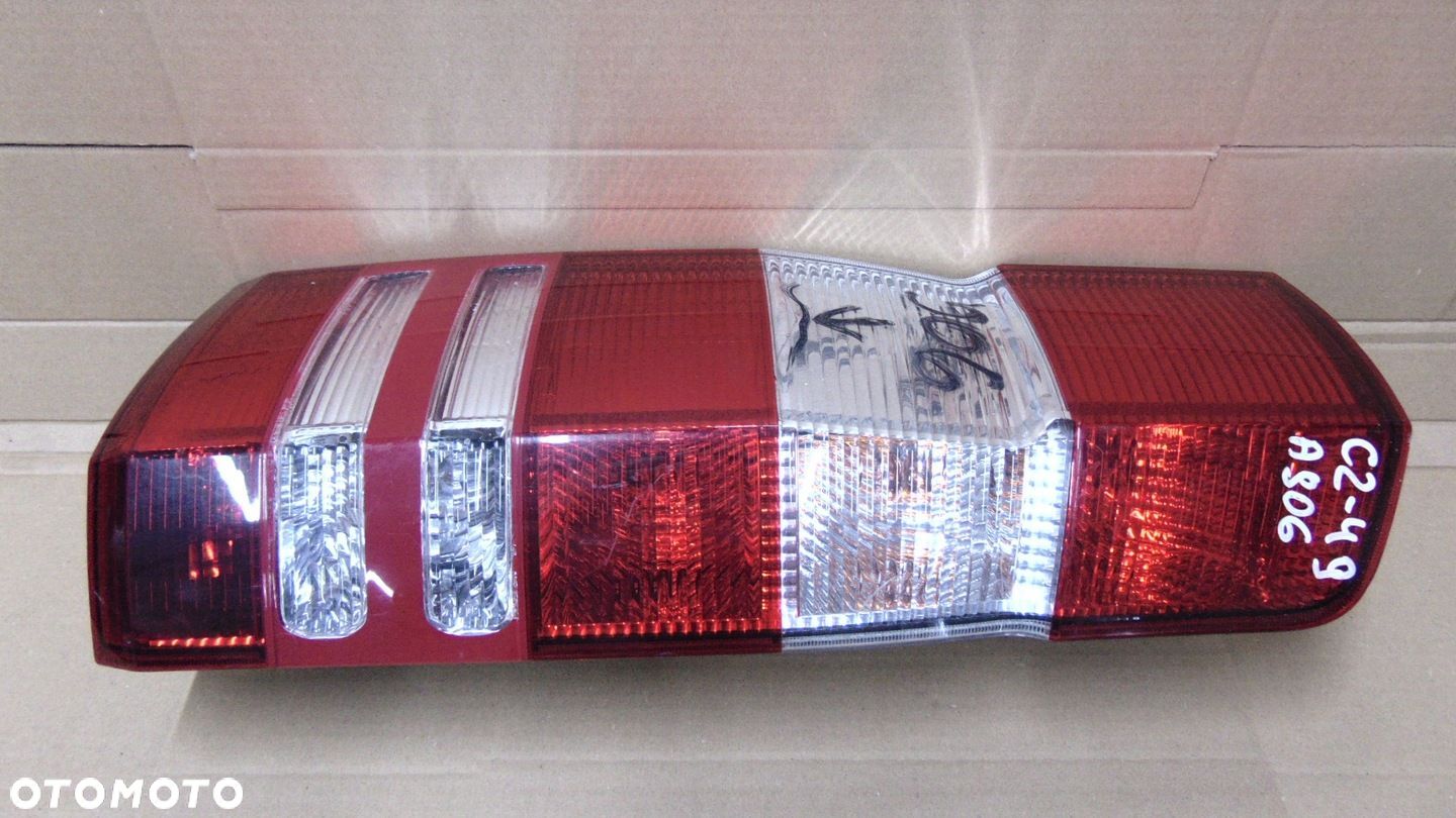 TUNEL ŚRODKOWY PODŁOKIETNIK NISSAN NAVARA III D40 EUROPA - 1