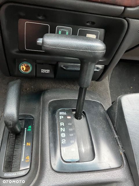 Jeep Grand Cherokee - 20