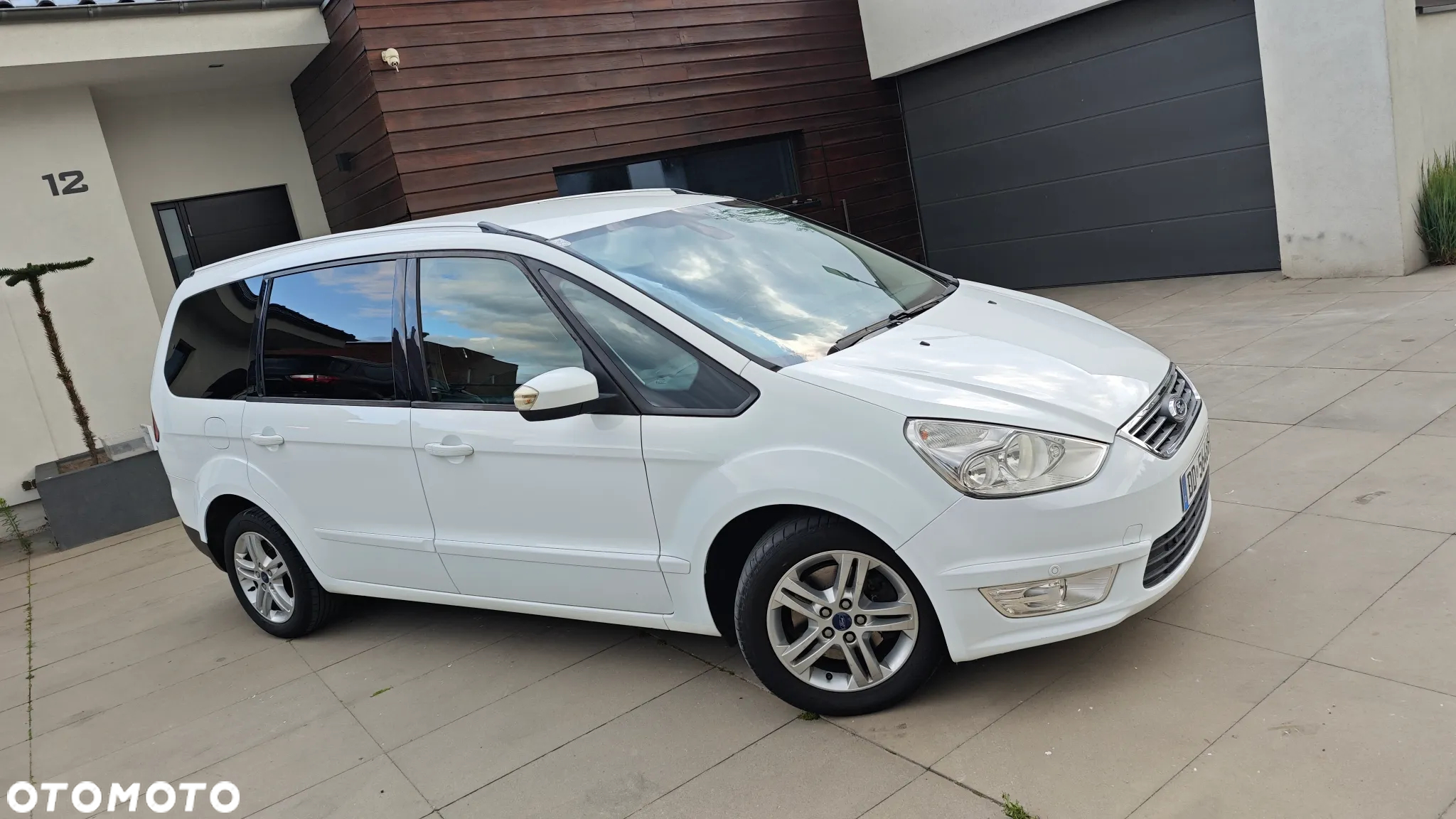 Ford Galaxy 2.0 TDCi Titanium - 29