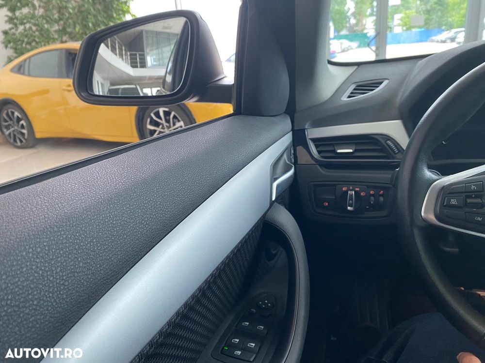 BMW X1 sDrive18d AT - 22