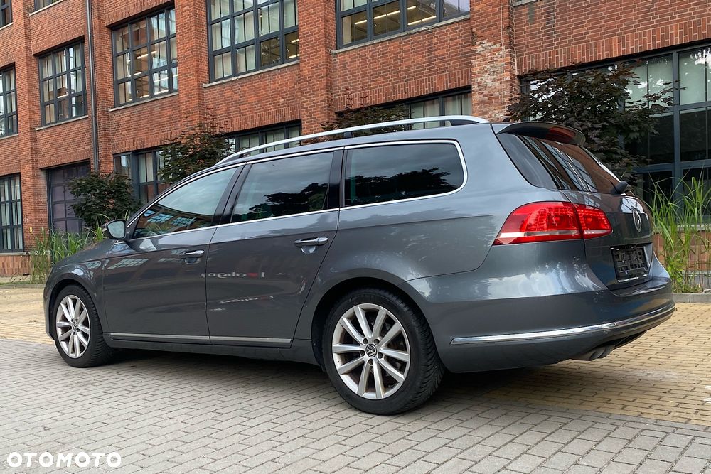 Volkswagen Passat 2.0 TDI DSG BlueMotion Technology Highline - 9