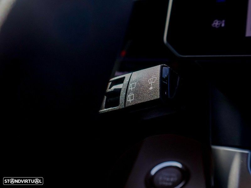 Jeep Compass 74 kWh First Edition — fotografia 20