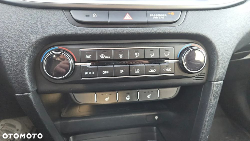 Kia Ceed 1.5 T-GDI Business Line DCT - 14