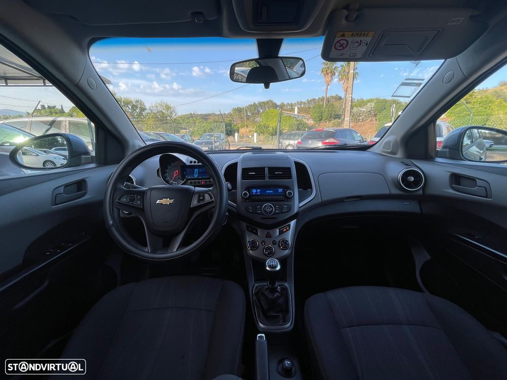Chevrolet Aveo 1.2 LT - 8