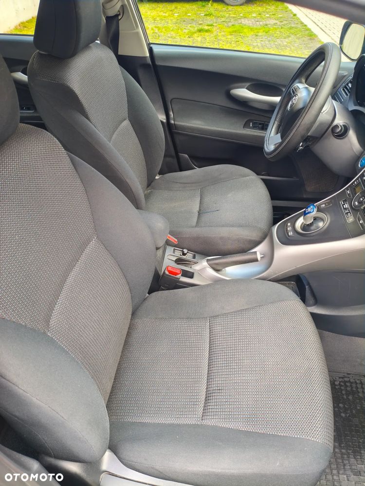 Toyota Auris - 13