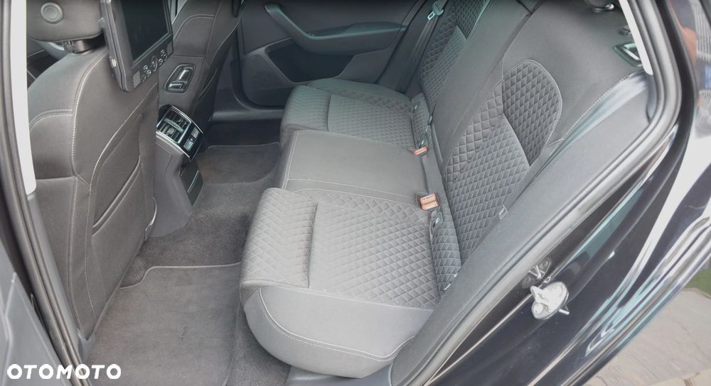 Skoda Superb 2.0 TDI Style - 20