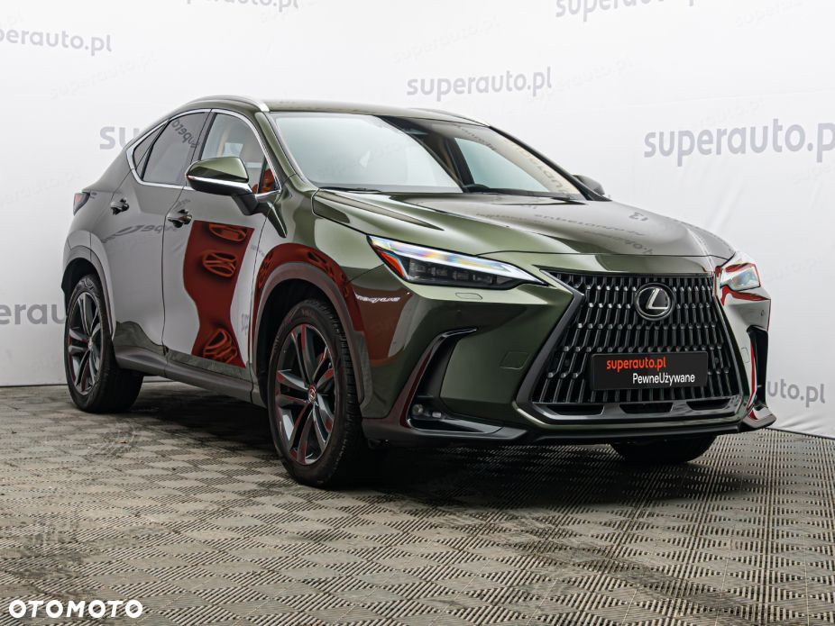 Lexus NX 350h Prestige AWD - 4