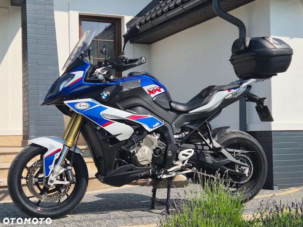 BMW XR - 2