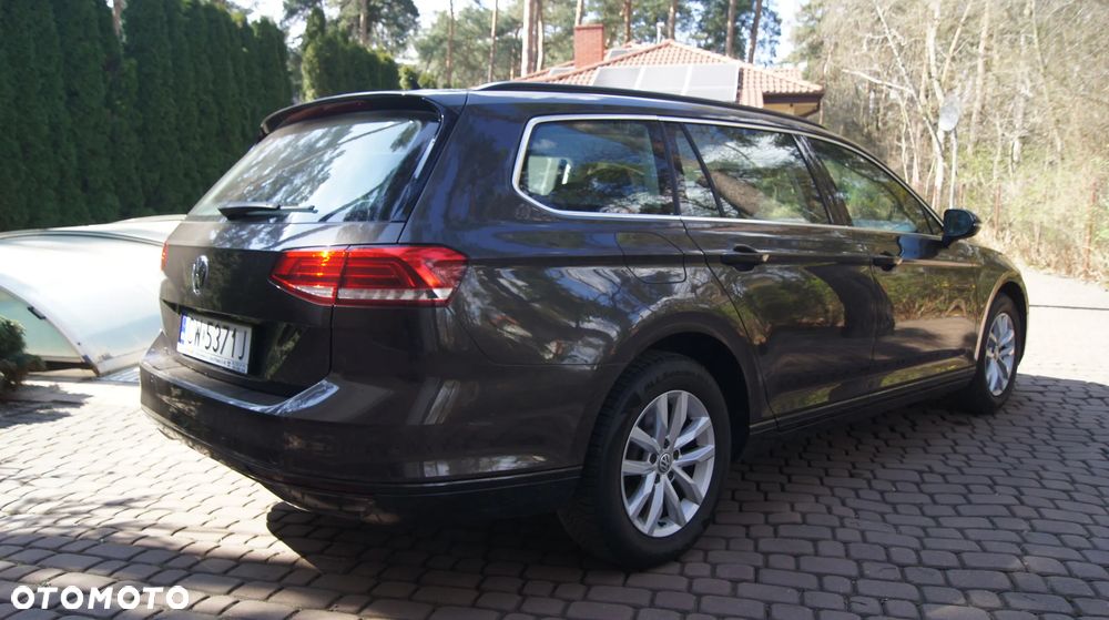 Volkswagen Passat 2.0 TDI (BlueMotion Technology) Comfortline - 4
