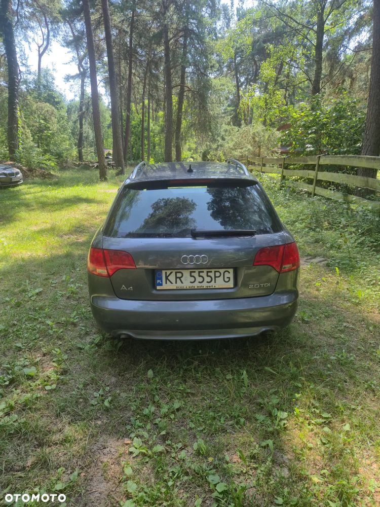 Audi A4 Avant 2.0 TDI DPF - 4