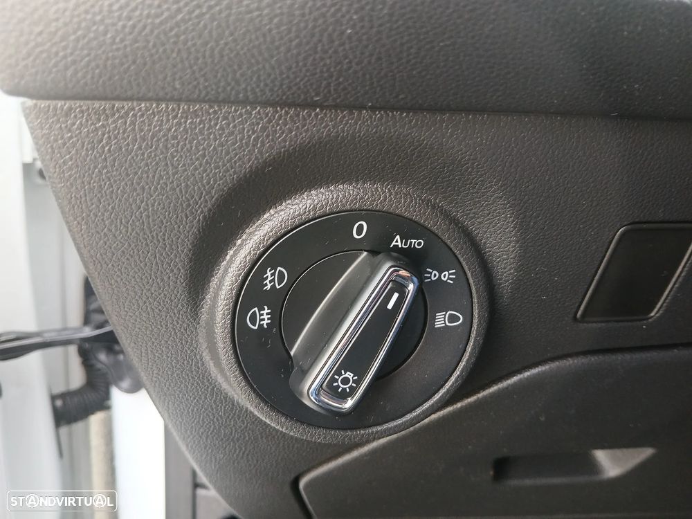 SEAT Leon ST 1.6 TDI Xcellence S/S - 38