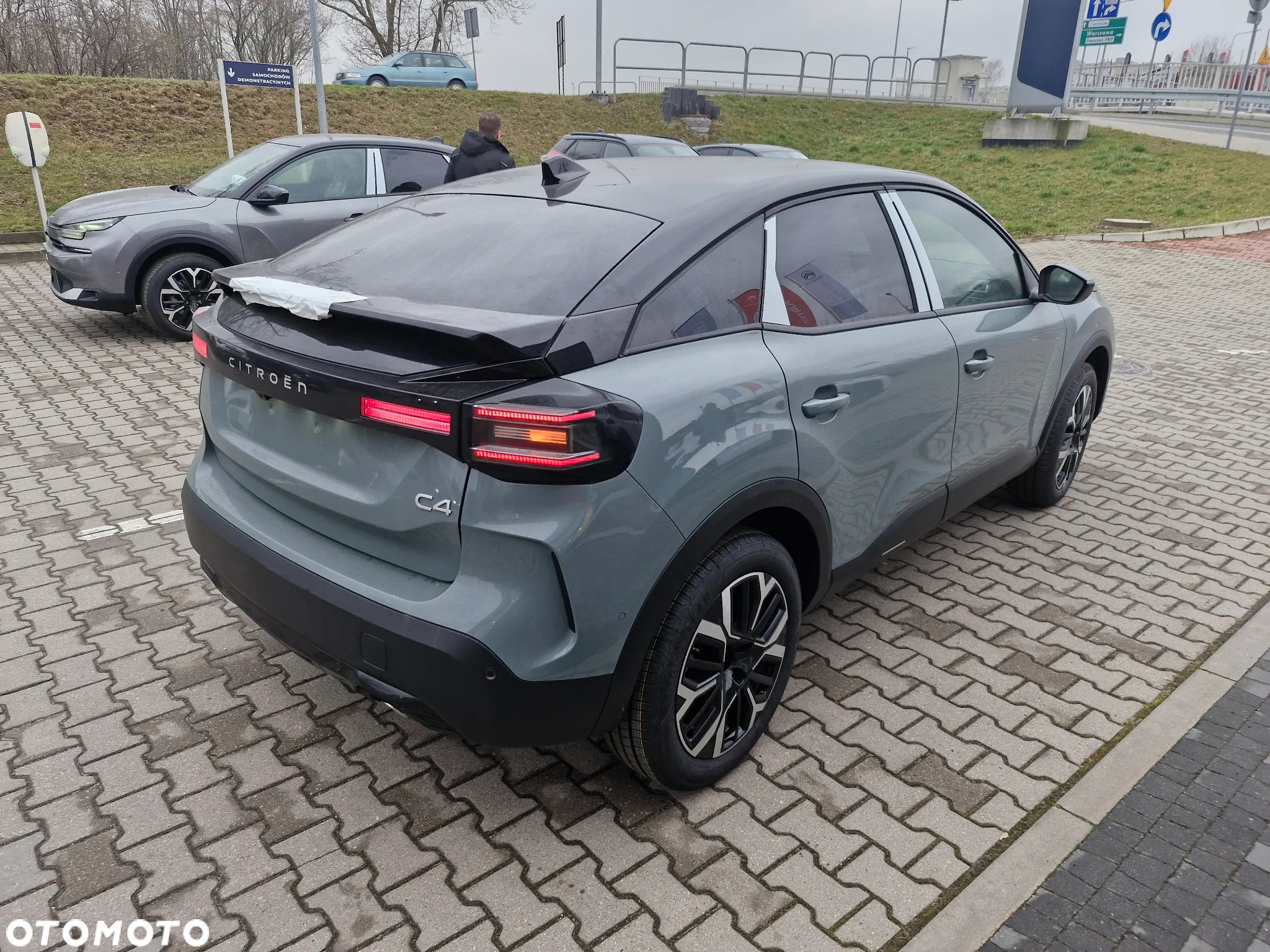 Citroën C4 1.2 PureTech Max S&S EAT8 - 4