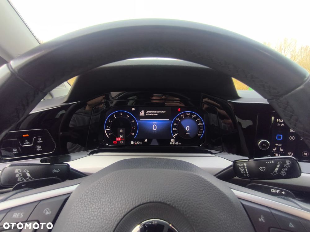 Volkswagen Golf 1.5 eTSI EVO Style DSG - 34
