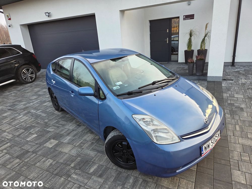 Toyota Prius 1.5 VVT-i Prestige - 12