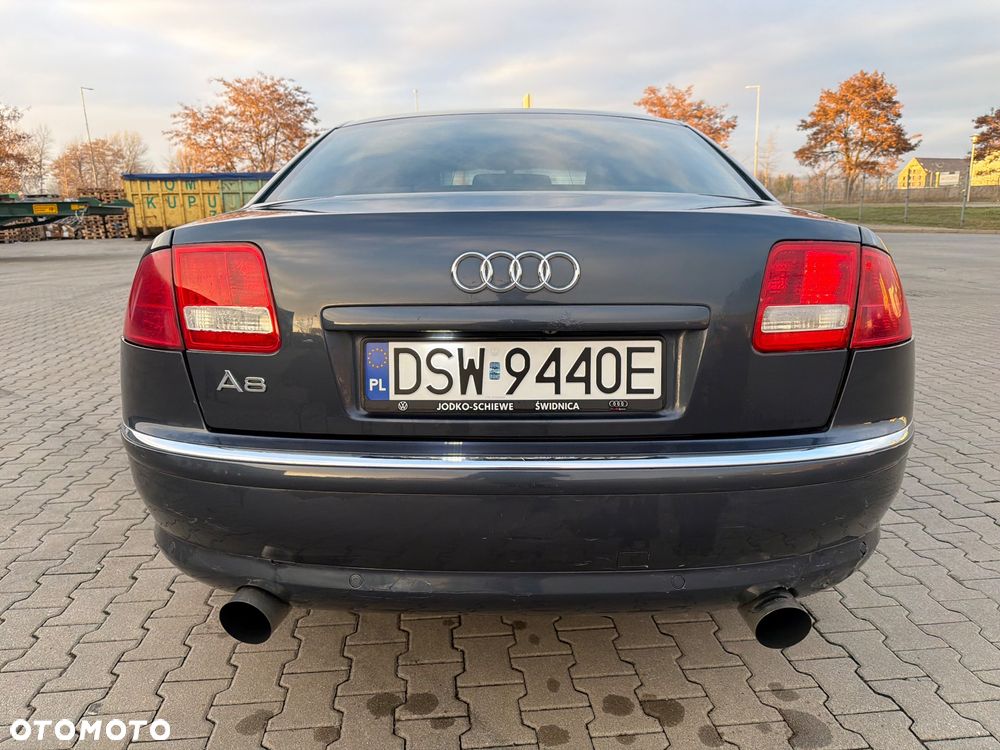 Audi A8 - 2