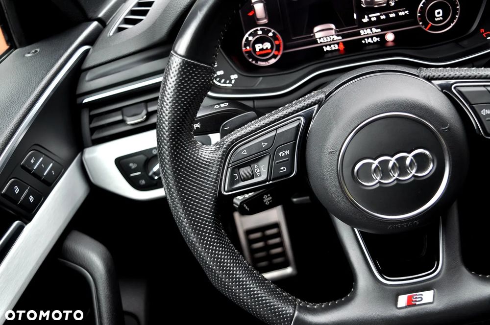 Audi A4 Avant 40 TDI quattro S tronic S line - 28