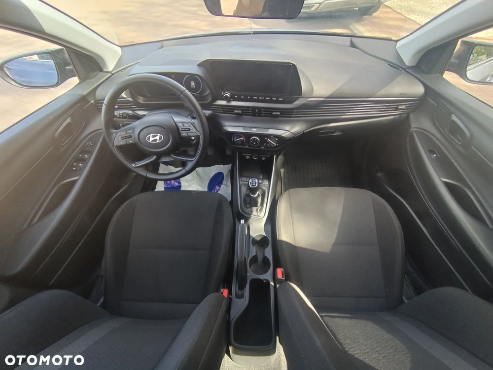 Hyundai i20 - 22