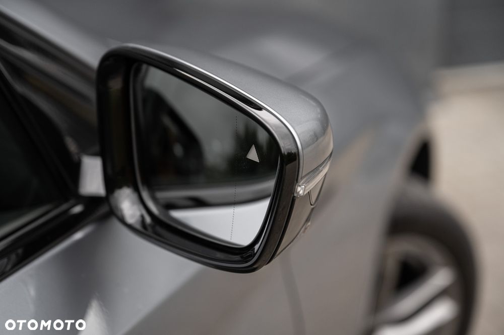 BMW Seria 5 540d xDrive M Sport sport - 40