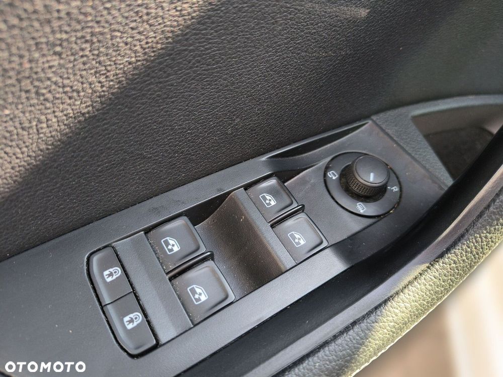 Skoda Superb 2.0 TSI Style DSG - 25