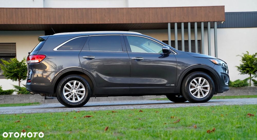 Kia Sorento - 8