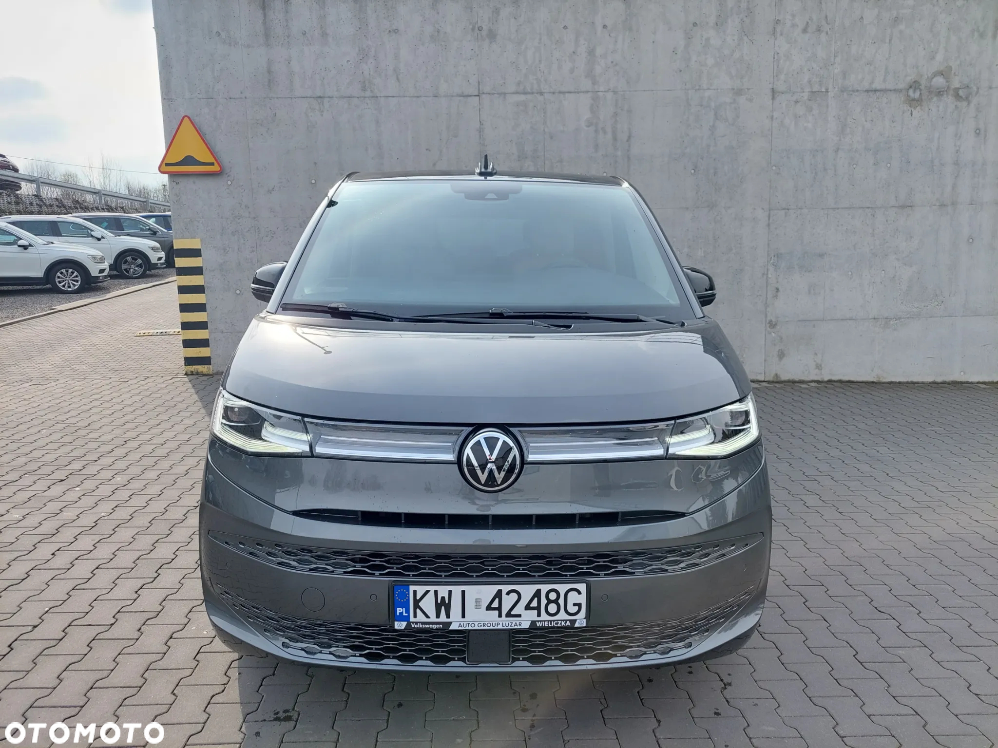 Volkswagen Multivan 1.4 TSI eHybrid PHEV L2 Style DSG - 4