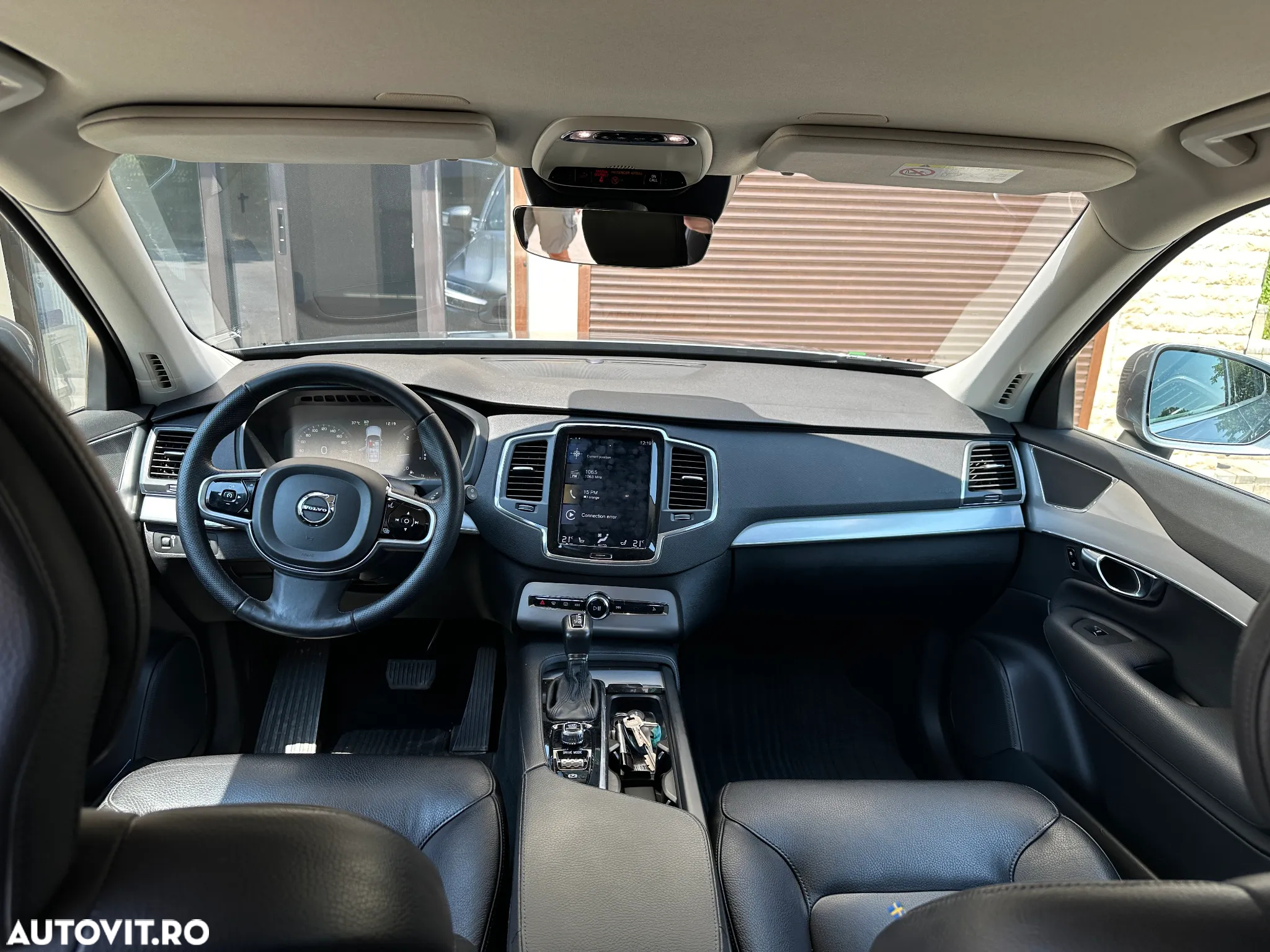 Volvo XC 90 D5 AWD Geartronic Momentum - 4