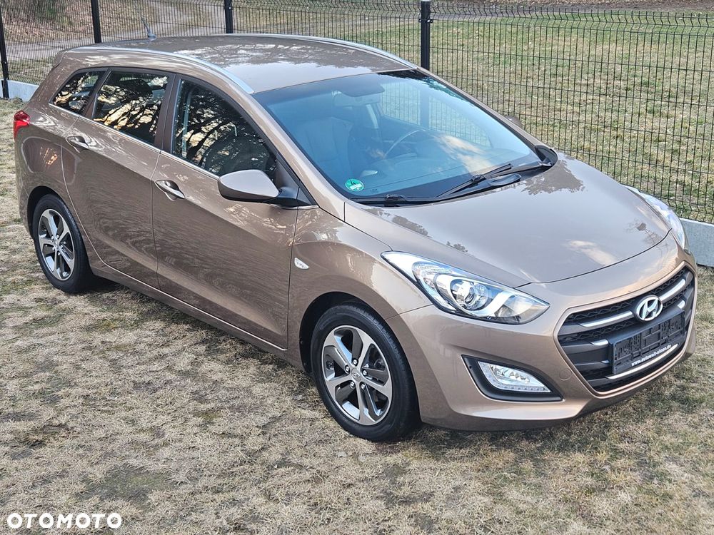 Hyundai i30 1.6 CRDI Trend - 24