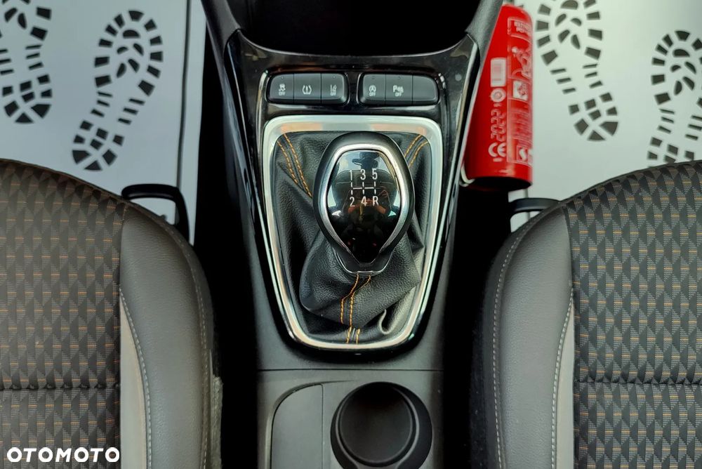 Opel Crossland X - 30