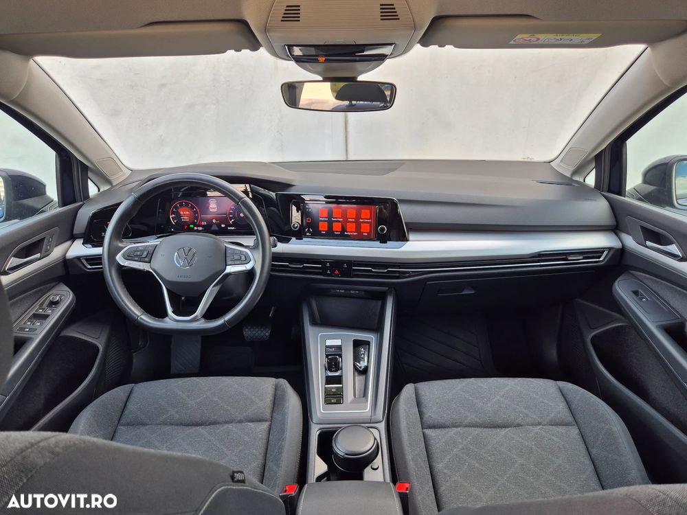 Volkswagen Golf 1.0 eTSI DSG MHEV Life - 13