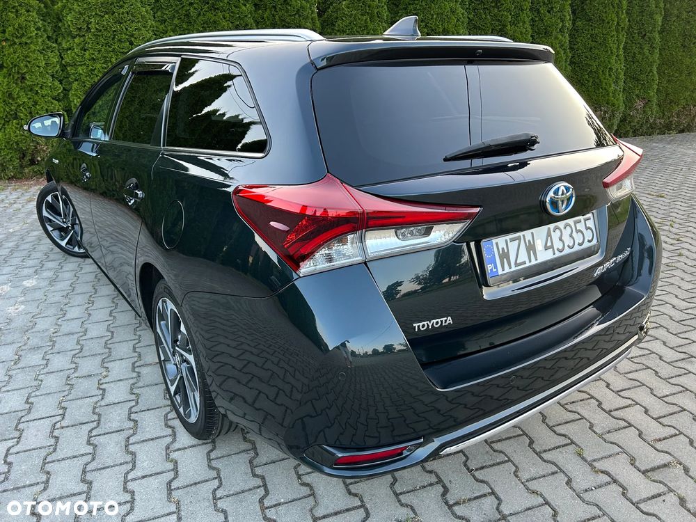 Toyota Auris - 13