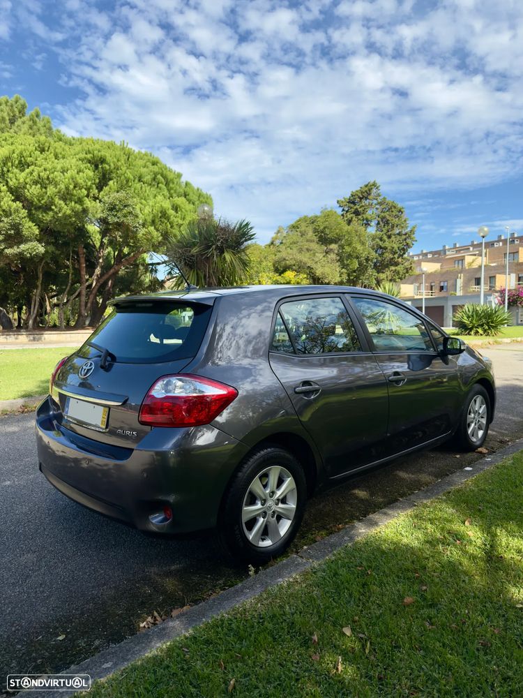 Toyota Auris 1.4 D-4D ACtive+VSC 110g - 6