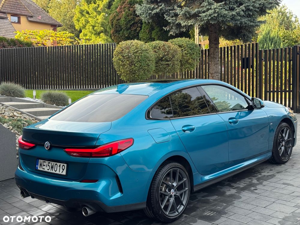 BMW Seria 2 220i xDrive M Sport - 4