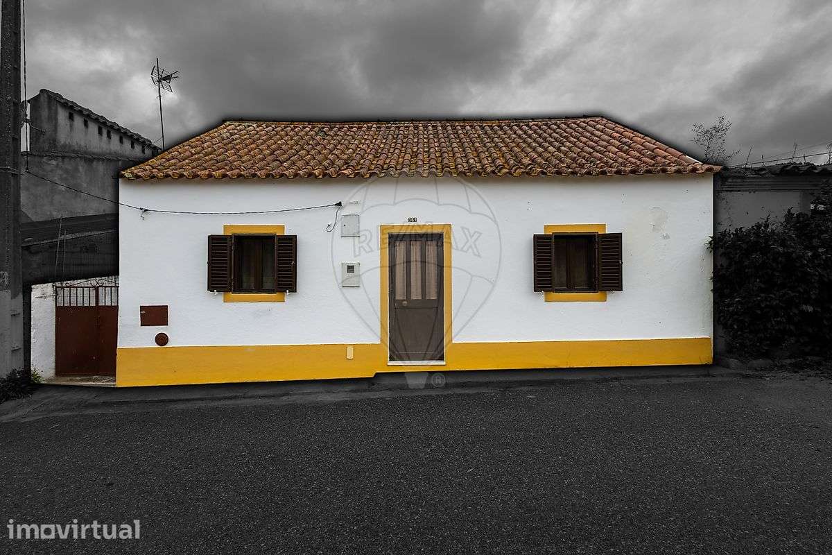 Moradia T1 para venda - Grande imagem: 2/18