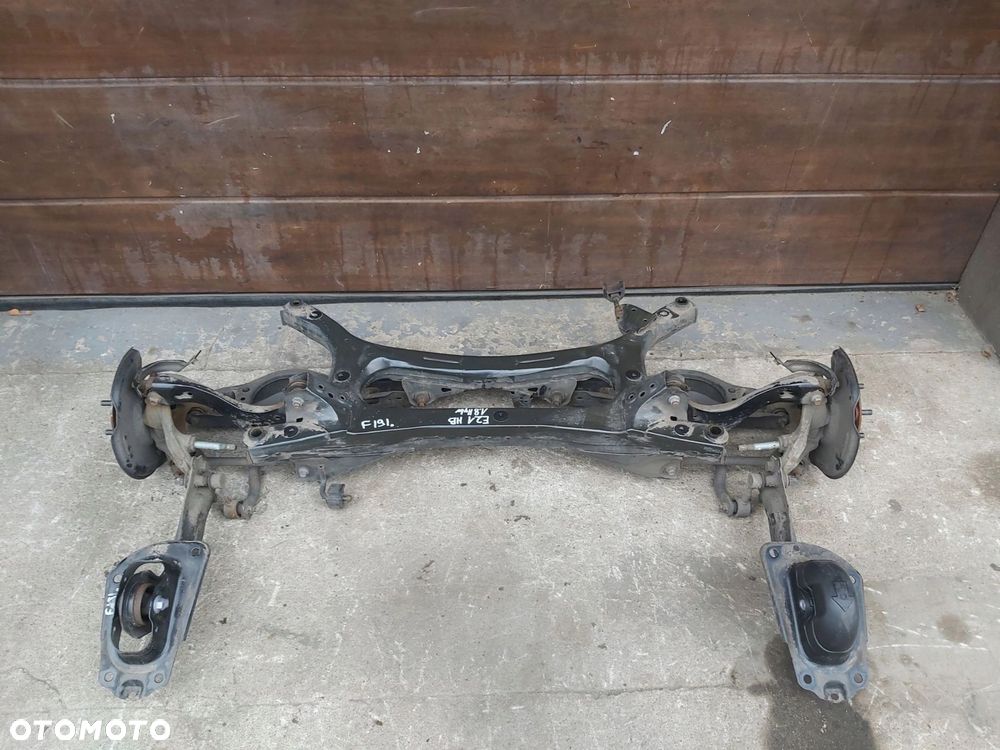 TOYOTA Corolla E21 belka zawieszenia tył wahacz 1,8 hybryda HB hatchback - 16