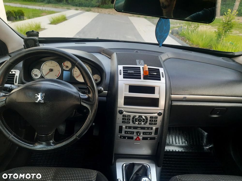 Peugeot 407 HDi 110 JBL - 15