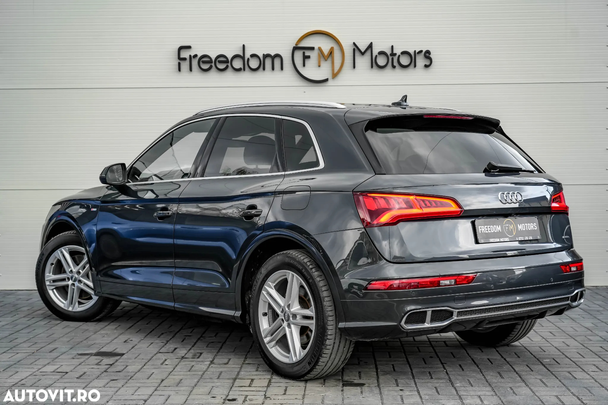 Audi Q5 55 TFSI e quattro S tronic - 5