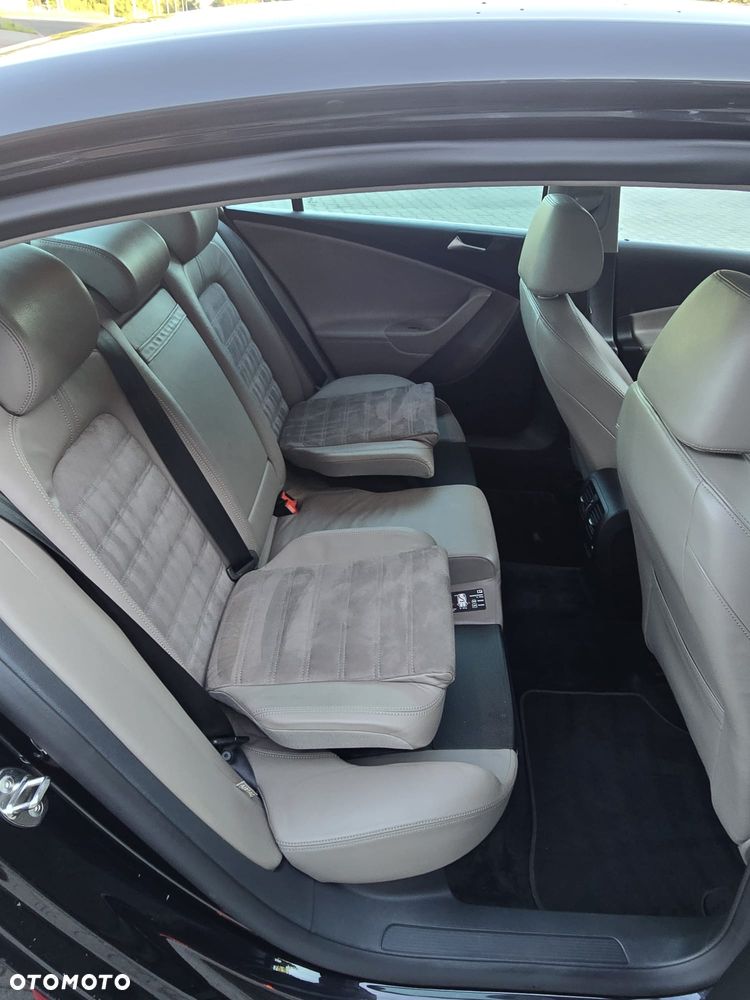 Volkswagen Passat 1.8 TSI Highline Tiptr - 13