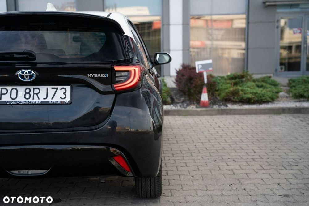 Toyota Yaris Hybrid 1.5 Selection Elegant - 16