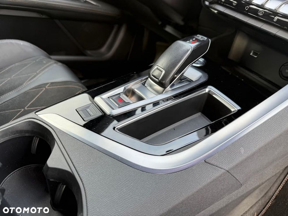 Peugeot 3008 BlueHDi 180 Stop & Start EAT6 GT - 24