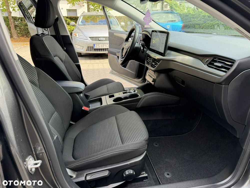 Ford Focus - 27