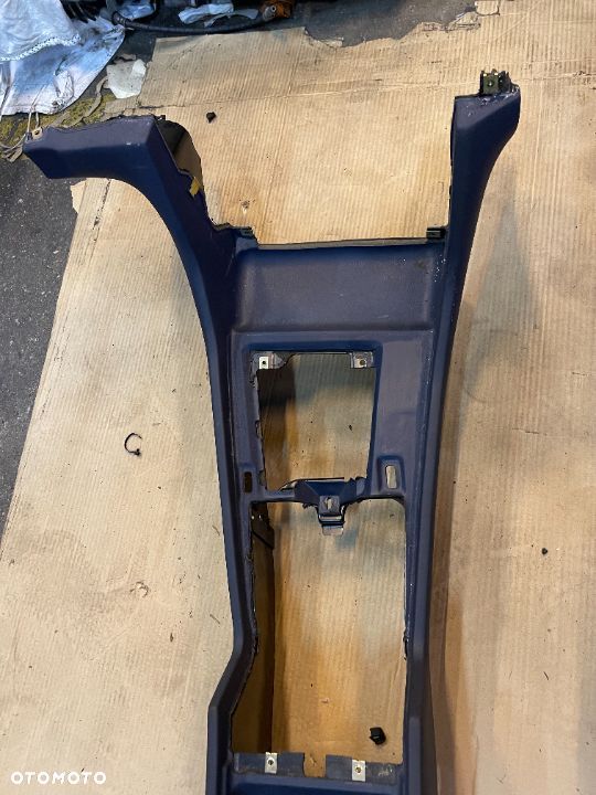 Tunel środkowy niebieski Bmw e38 Europa - 3