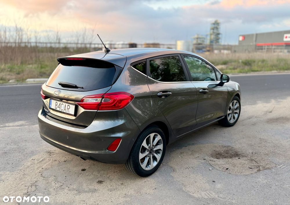Ford Fiesta 1.0 EcoBoost STart-Stop Titanium - 6