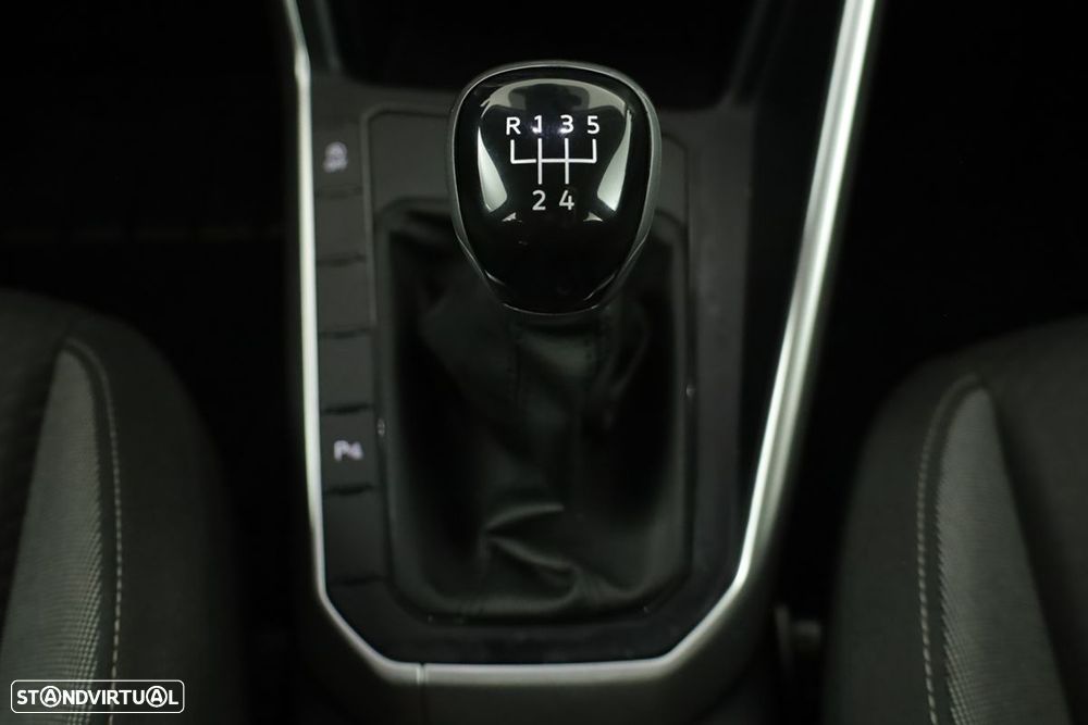 VW Taigo 1.0 TSI Urban - 13