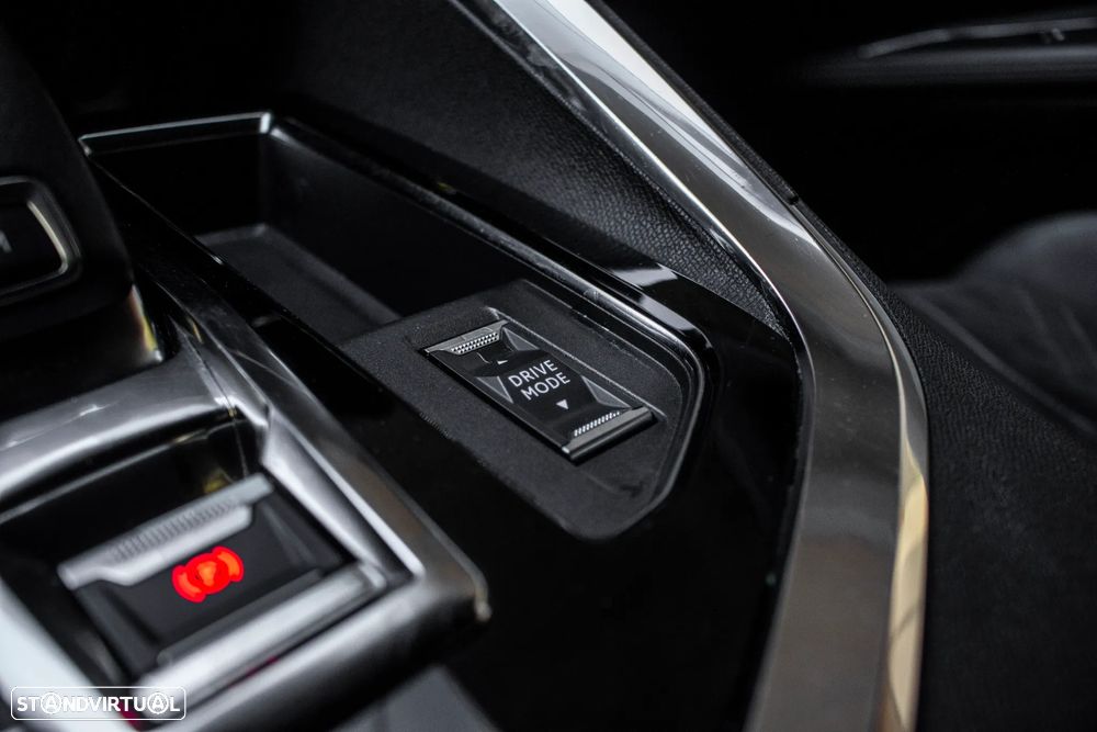 Peugeot 5008 1.5 BlueHDi GT Line EAT8 - 25