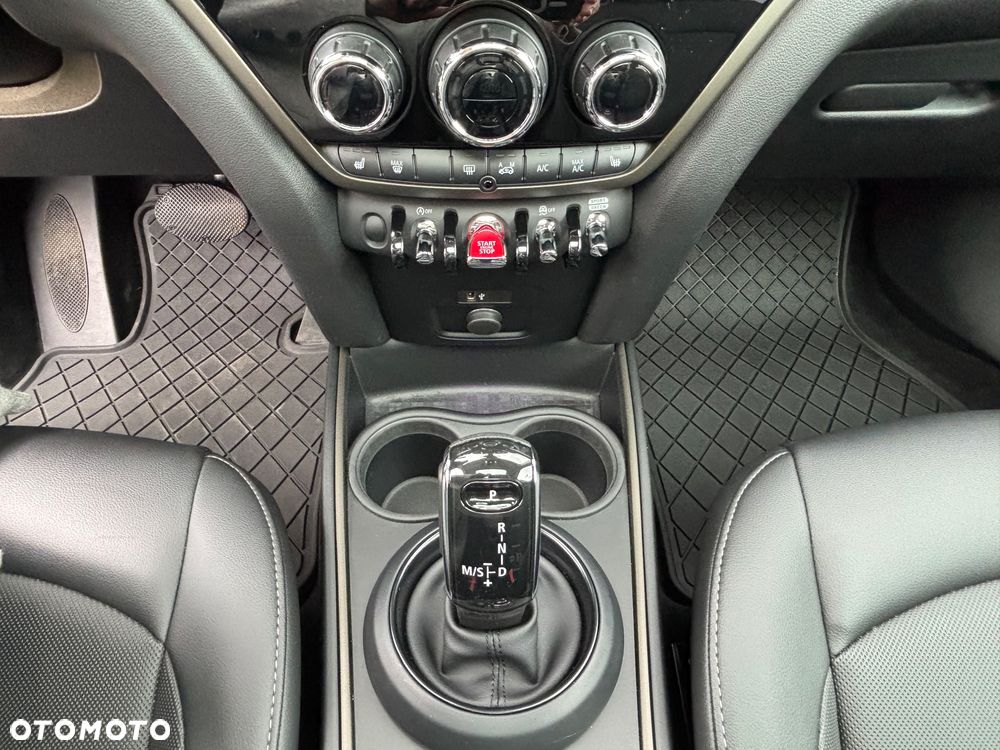 MINI Countryman Cooper ALL4 John Cooper Works Trim - 12