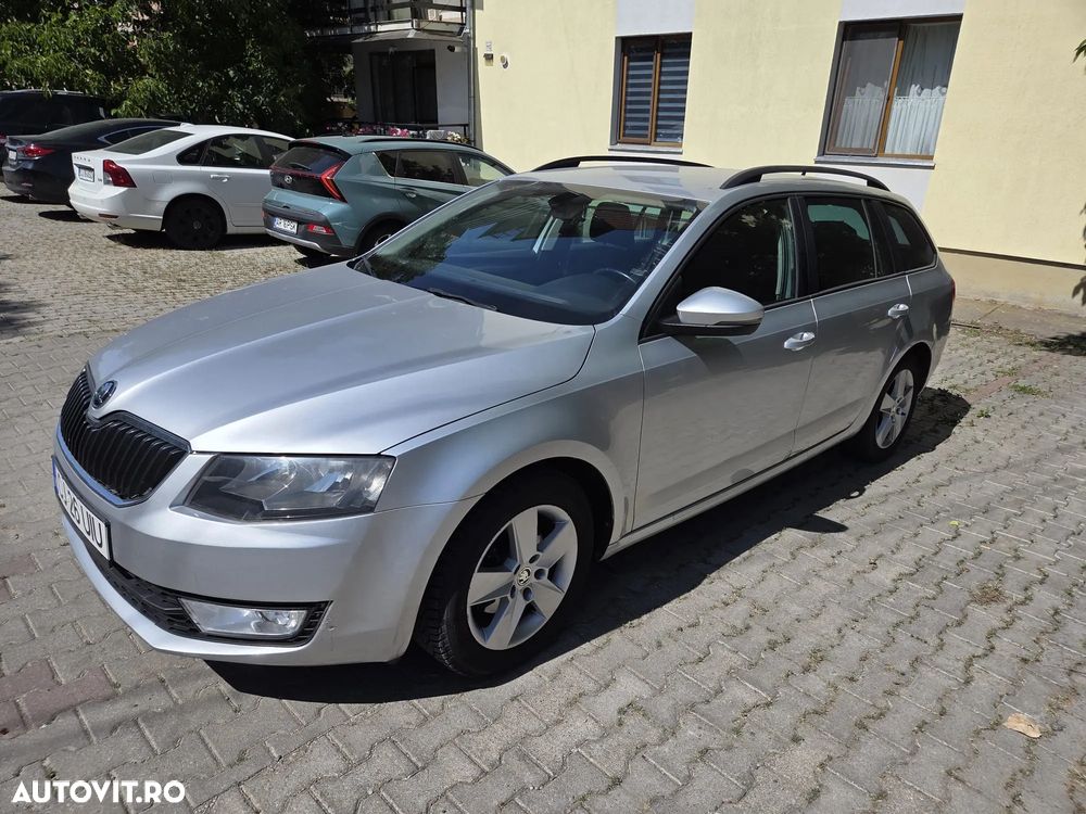 Skoda Octavia 2.0 TDI AMBITION DSG - 1