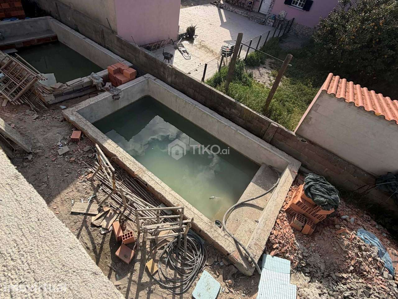 Moradia moderna T4 com piscina em Fernão Ferro - Grande imagem: 2/24